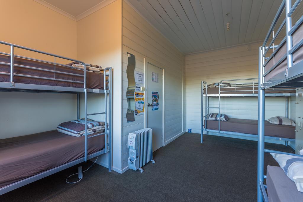 Bells Beach Backpackers Hostel Torquay Exterior photo